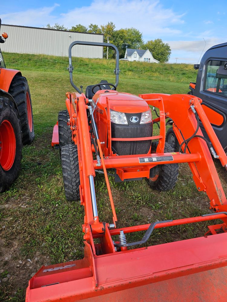 Kubota L3301